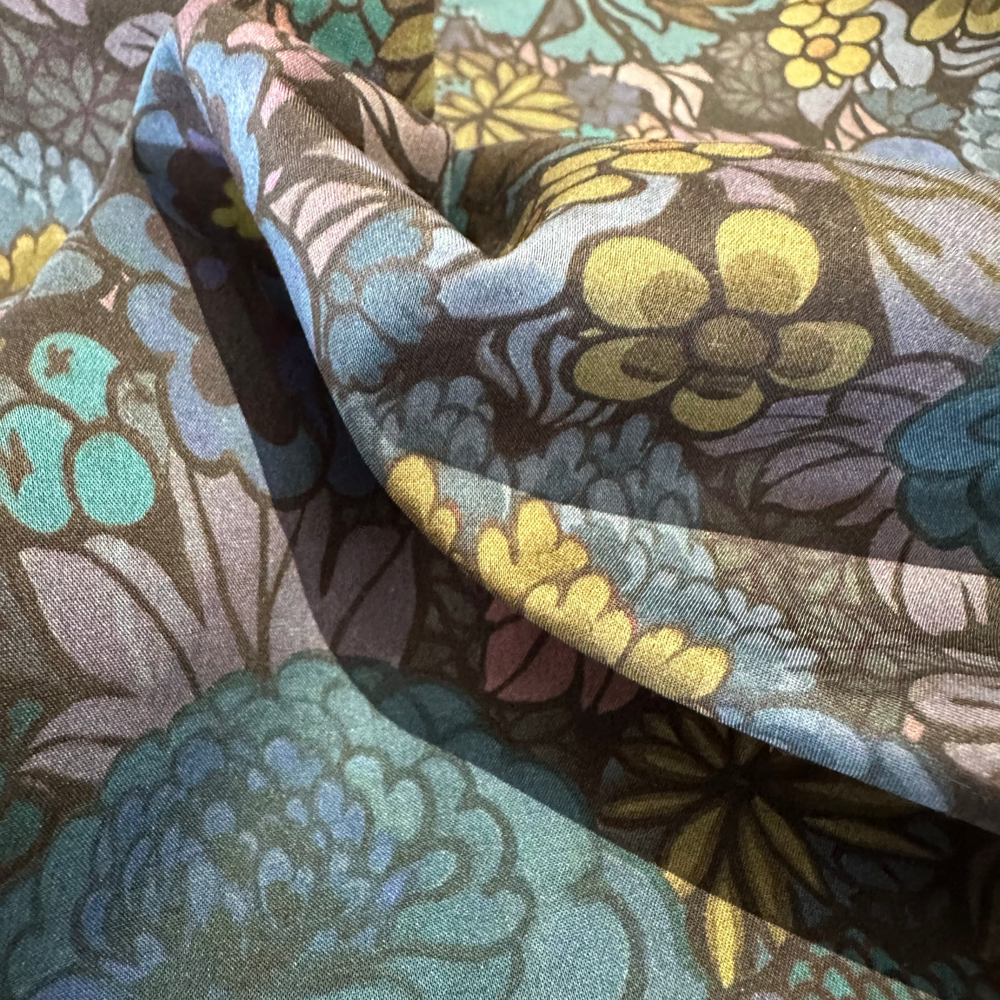 Heritage Garden | Tana Lawn™