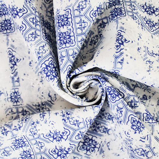 Mindy Florals Vintage | Polycotton Anglaise 0.7m Remnant