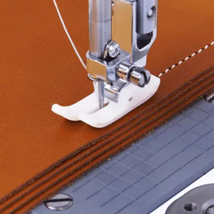 Hagane Sewing Machine | baby lock