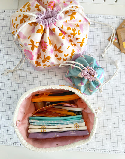 Divided drawstring pouch pattern