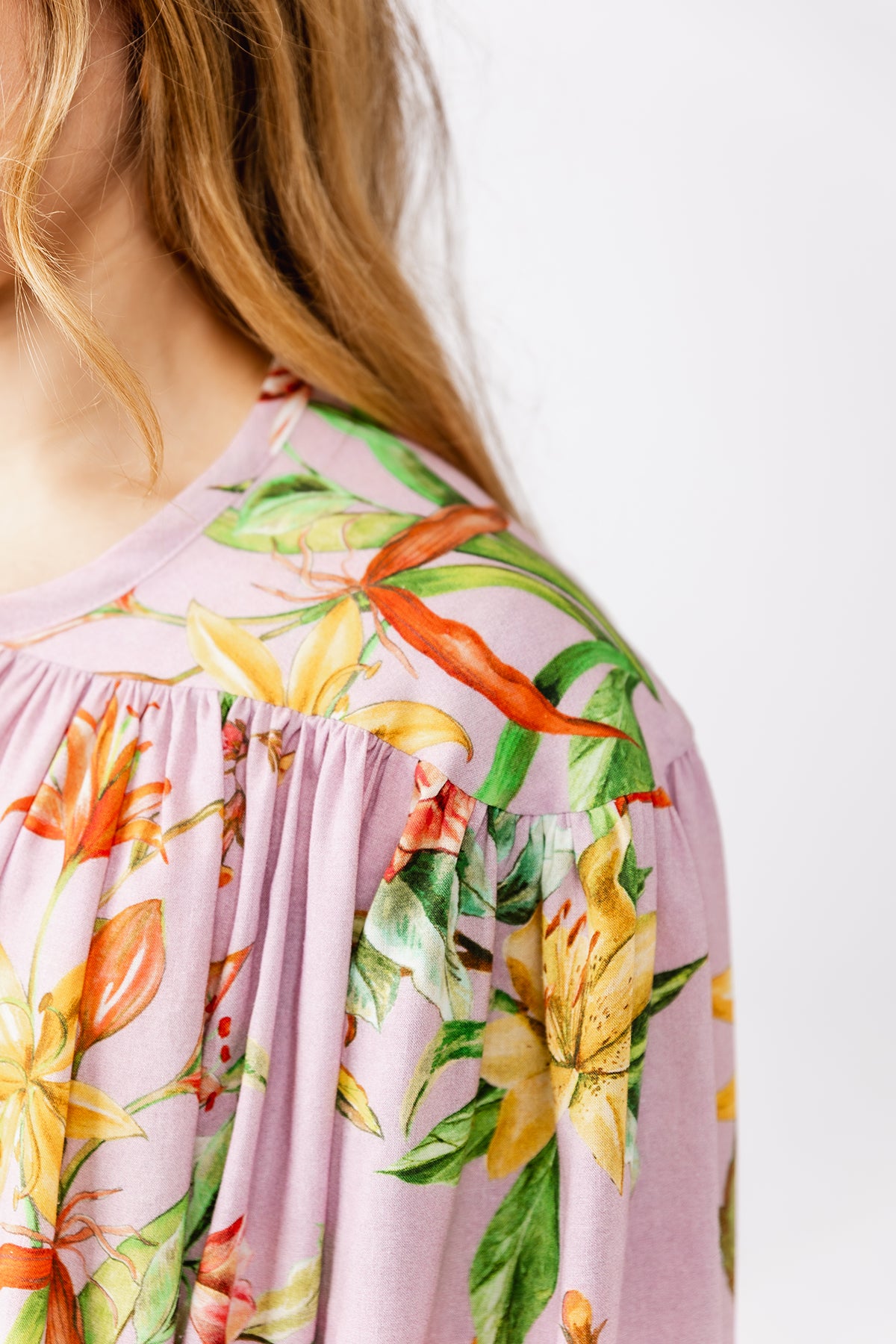 LIIA gathered blouse